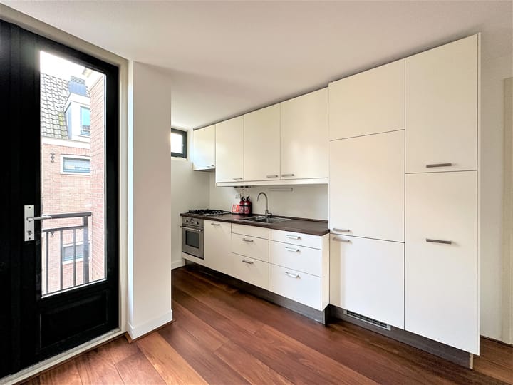 Foto 4 van Czaar Peterstraat 72-F