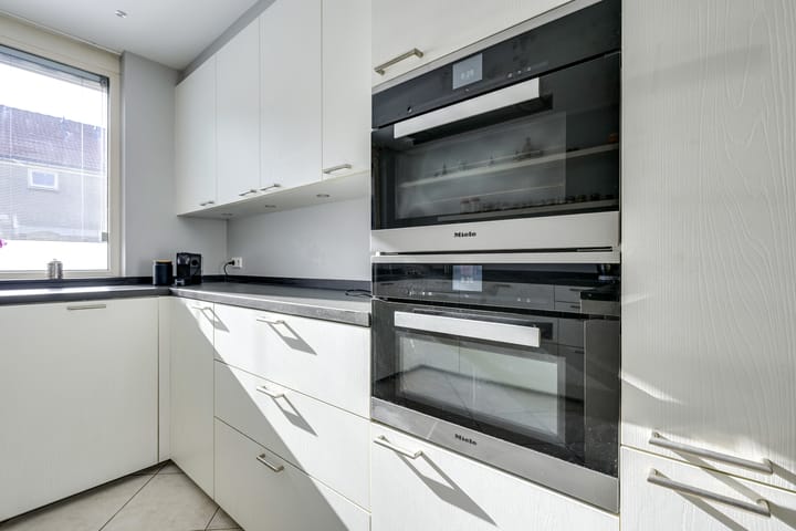 Foto 20 van Prins Johan Frisostraat 6