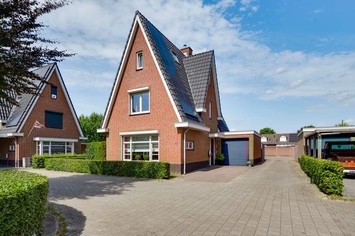 Photo 6 of Walestraat 35