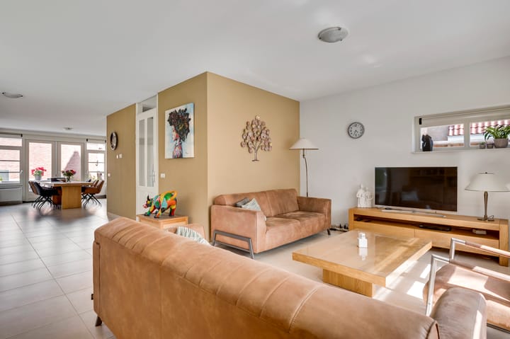 Photo 14 of Walestraat 35