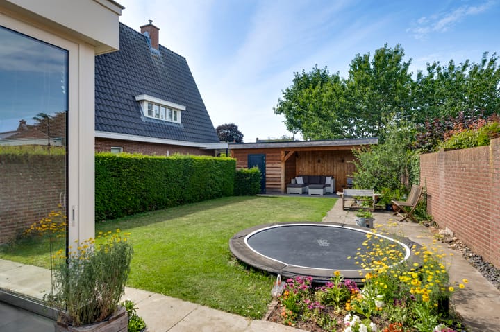 Photo 40 of Walestraat 35