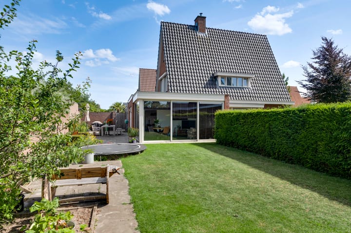 Photo 43 of Walestraat 35