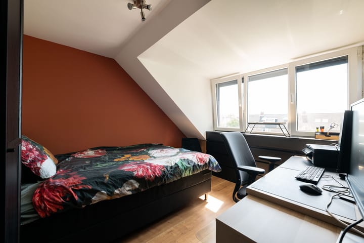 Foto 24 van Pauwoog 9