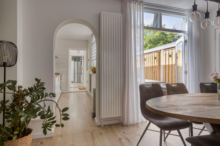 Foto 8 van Spoorstraat 202