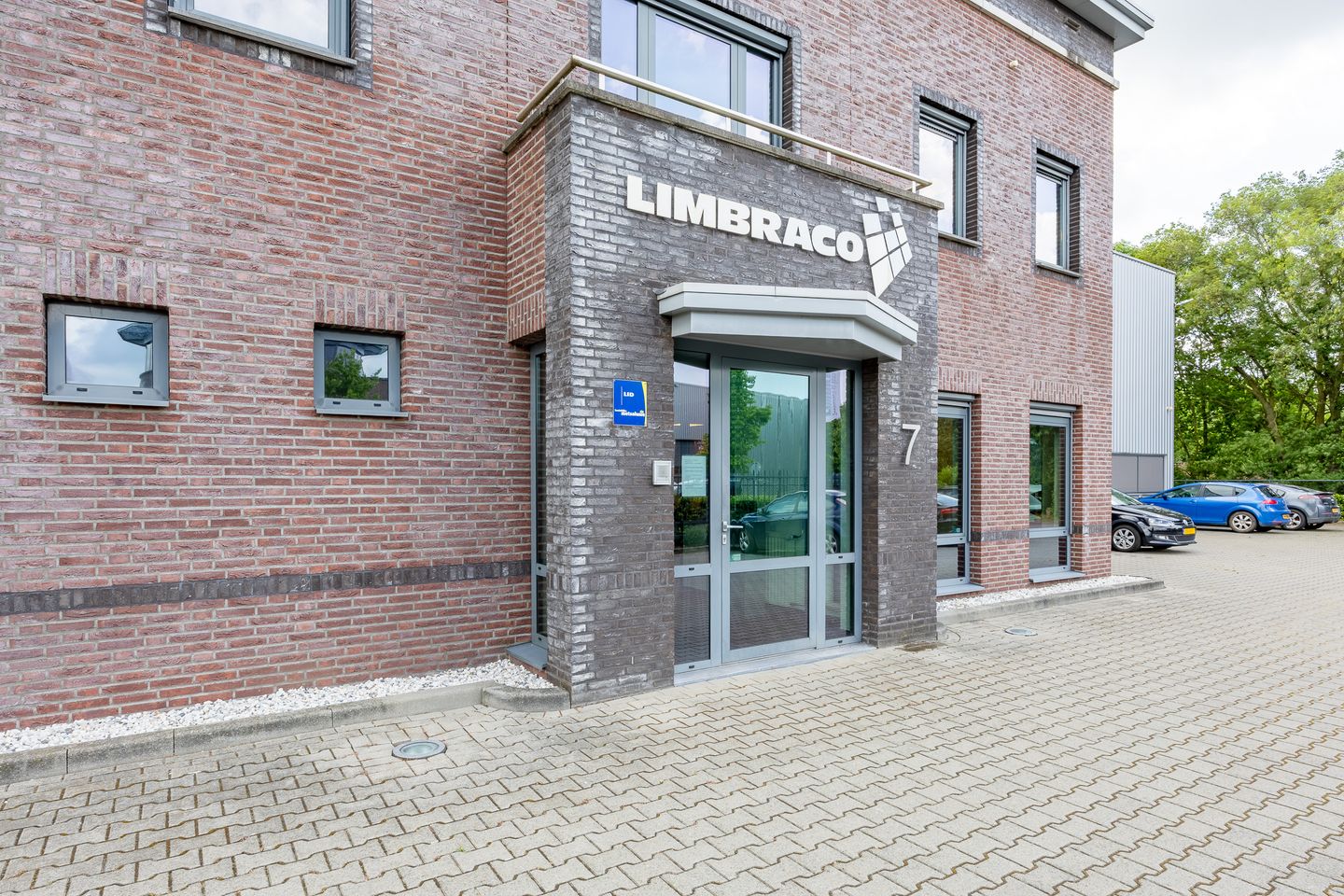 View photo 3 of Expeditiestraat 7