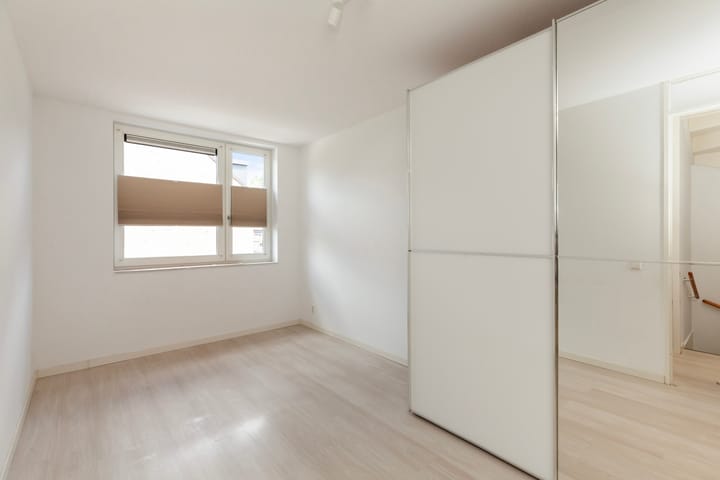 Foto 27 van Spechtlaan 338