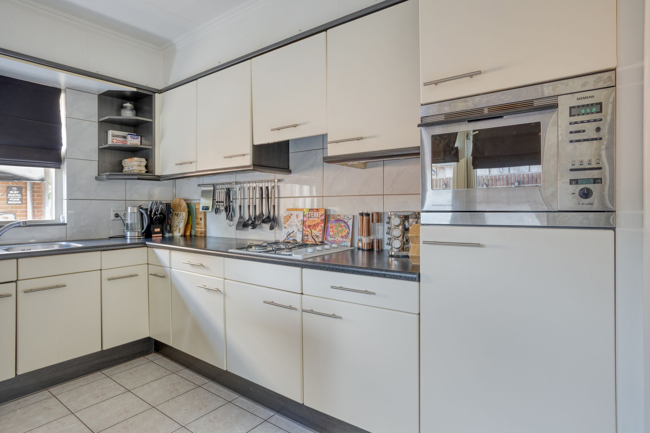 Foto 9 van Burgemeester Eekhoutstraat 24