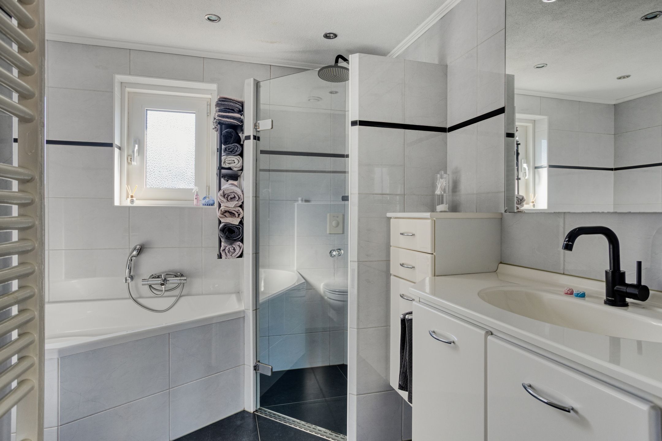 Foto 18 van Burgemeester Eekhoutstraat 24