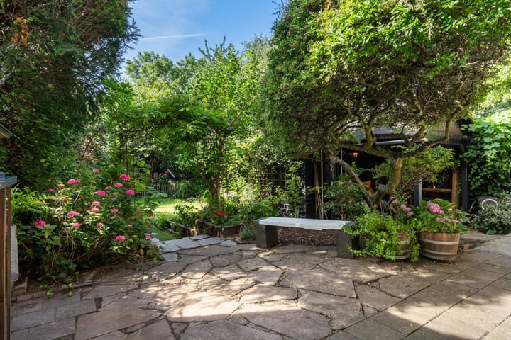 Photo 22 of Van Riebeeckstraat 26