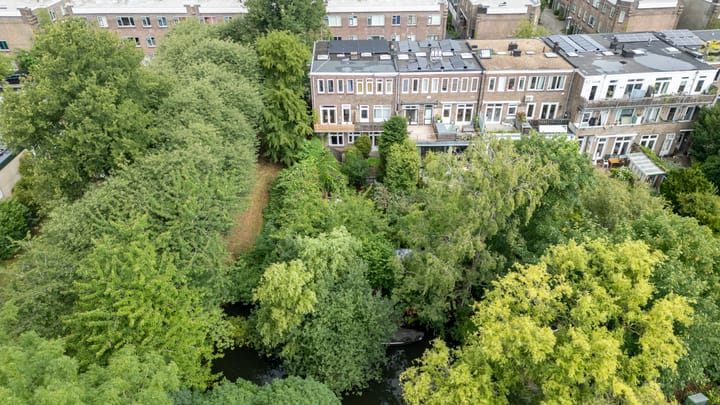 Photo 40 of Van Riebeeckstraat 26