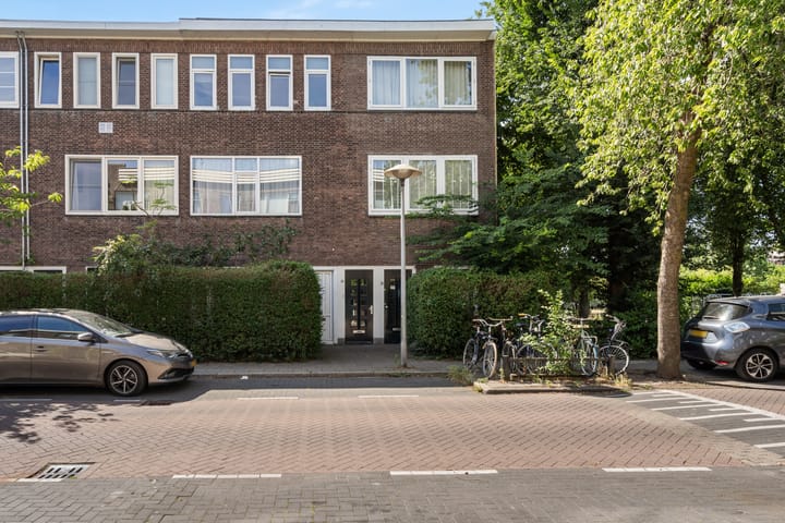 Photo 38 of Van Riebeeckstraat 26