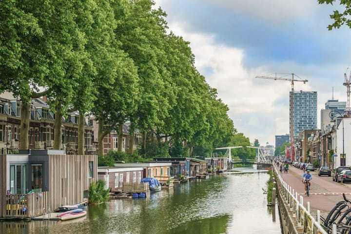 Photo 43 of Van Riebeeckstraat 26