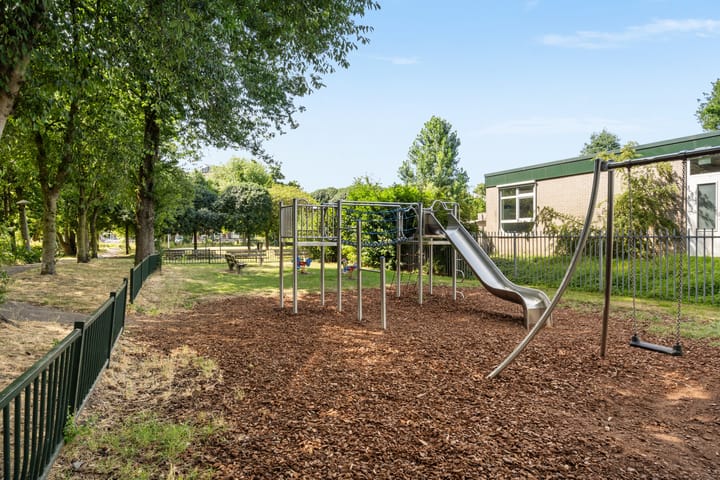 Photo 50 of Van Riebeeckstraat 26