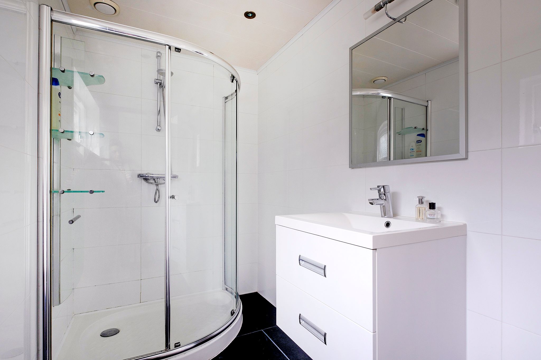 Foto 27 van Schoolstraat 17