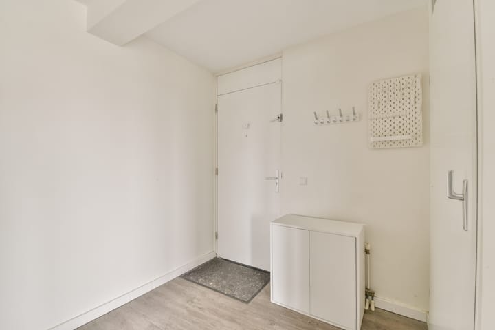 Foto 15 van Annie Romeinplein 31