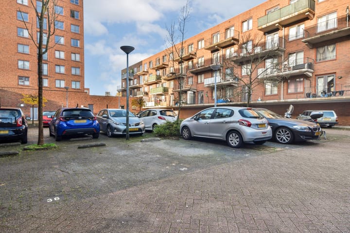 Foto 16 van Annie Romeinplein 31