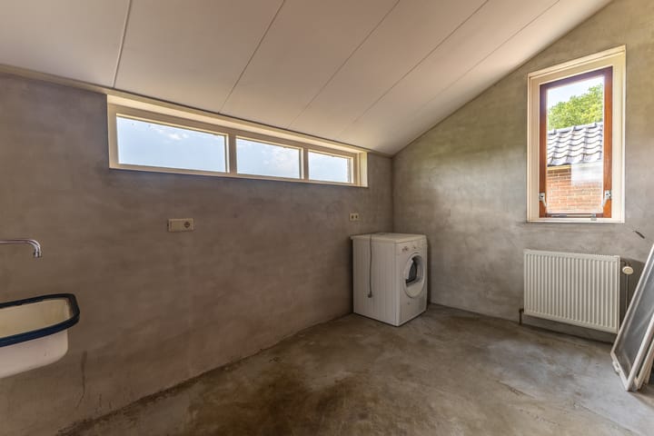 Foto 16 van Hoofdweg 2