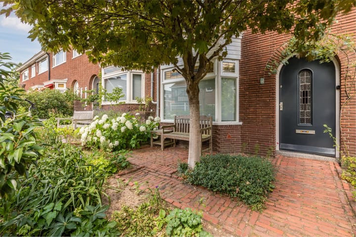 Foto 1 van Brahmsstraat 7