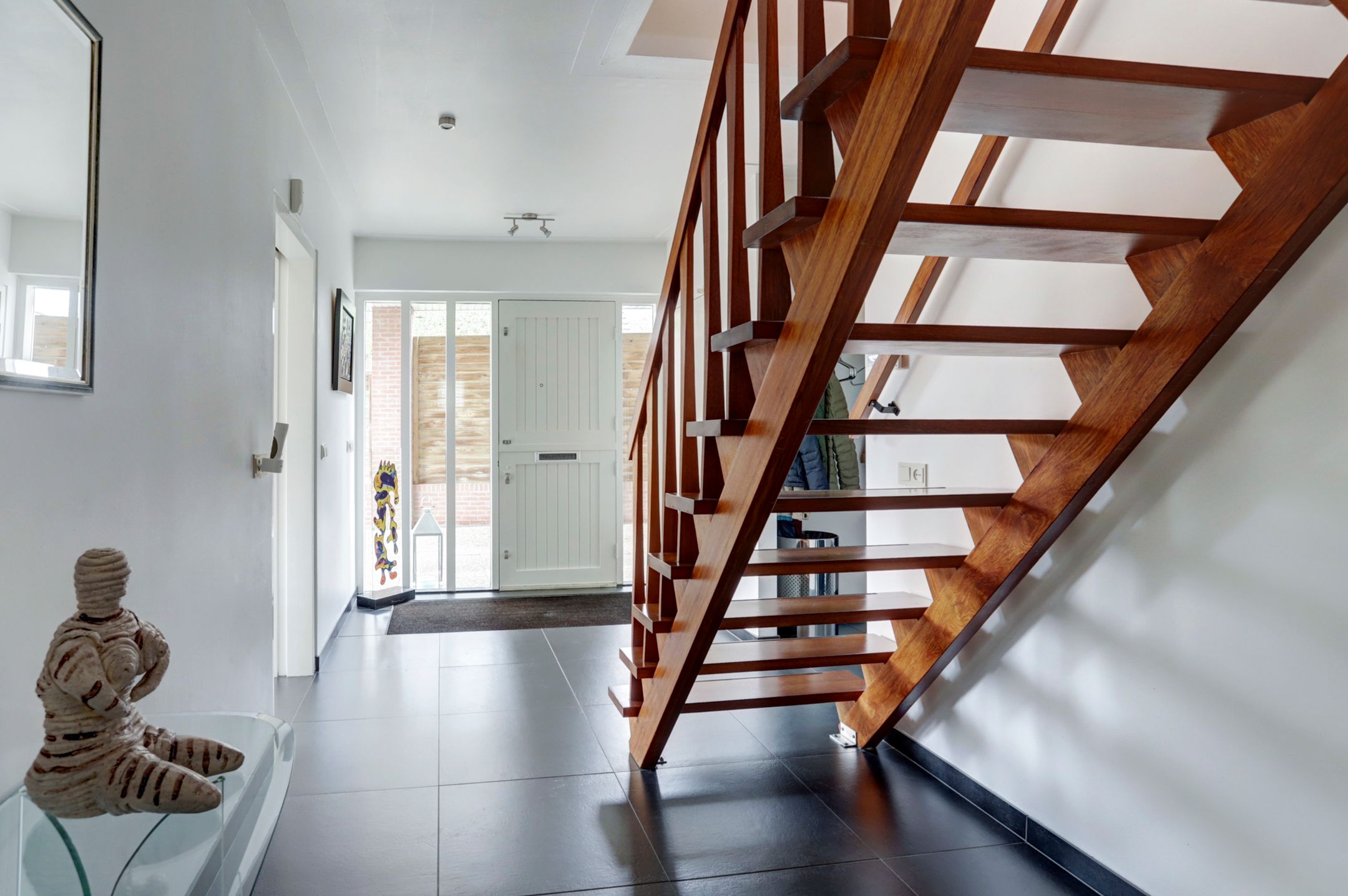 Photo 6 of Bevertstraat 11