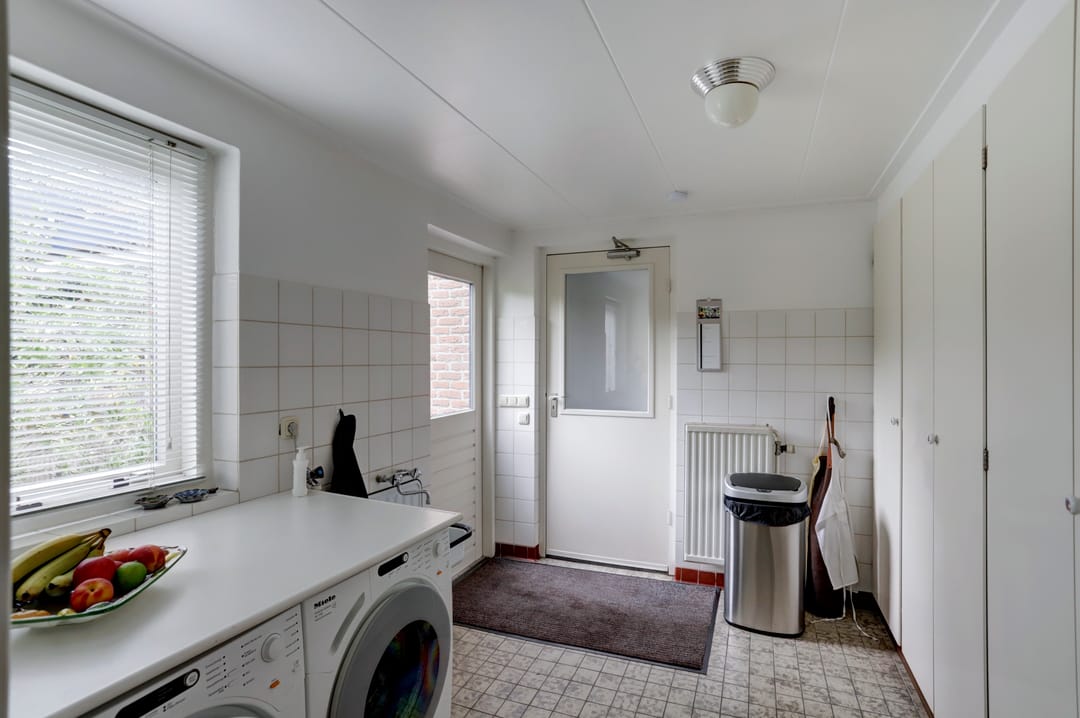 Photo 13 of Bevertstraat 11