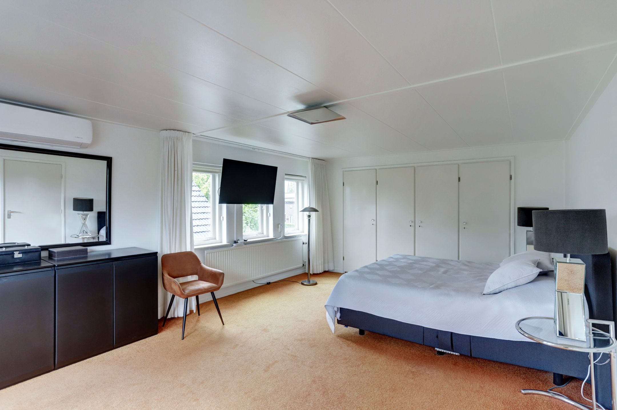 Photo 21 of Bevertstraat 11