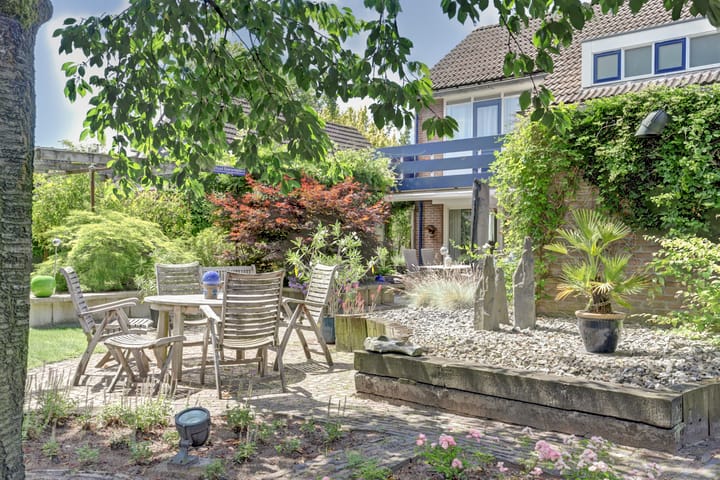 Foto 35 van Bevertstraat 11