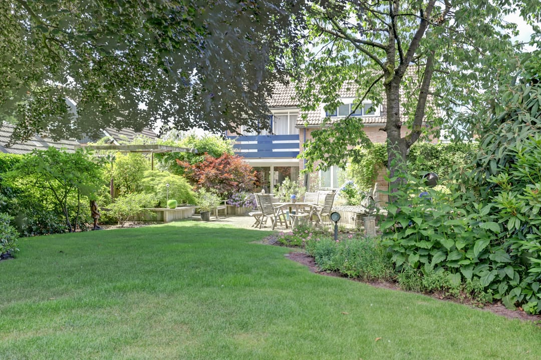 Photo 38 of Bevertstraat 11