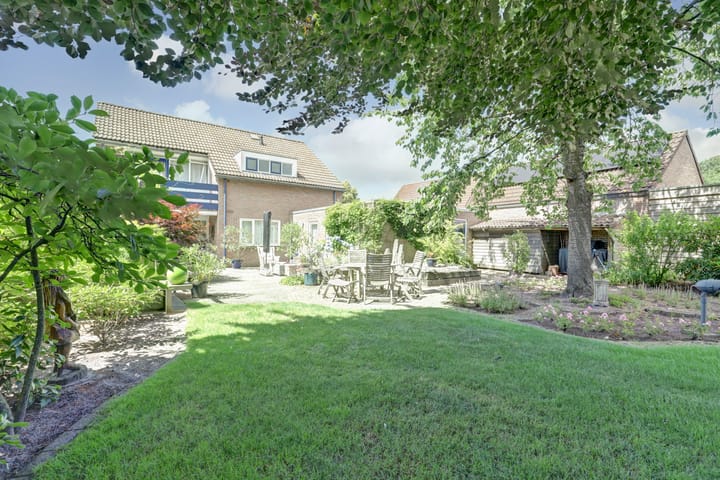 Foto 39 van Bevertstraat 11