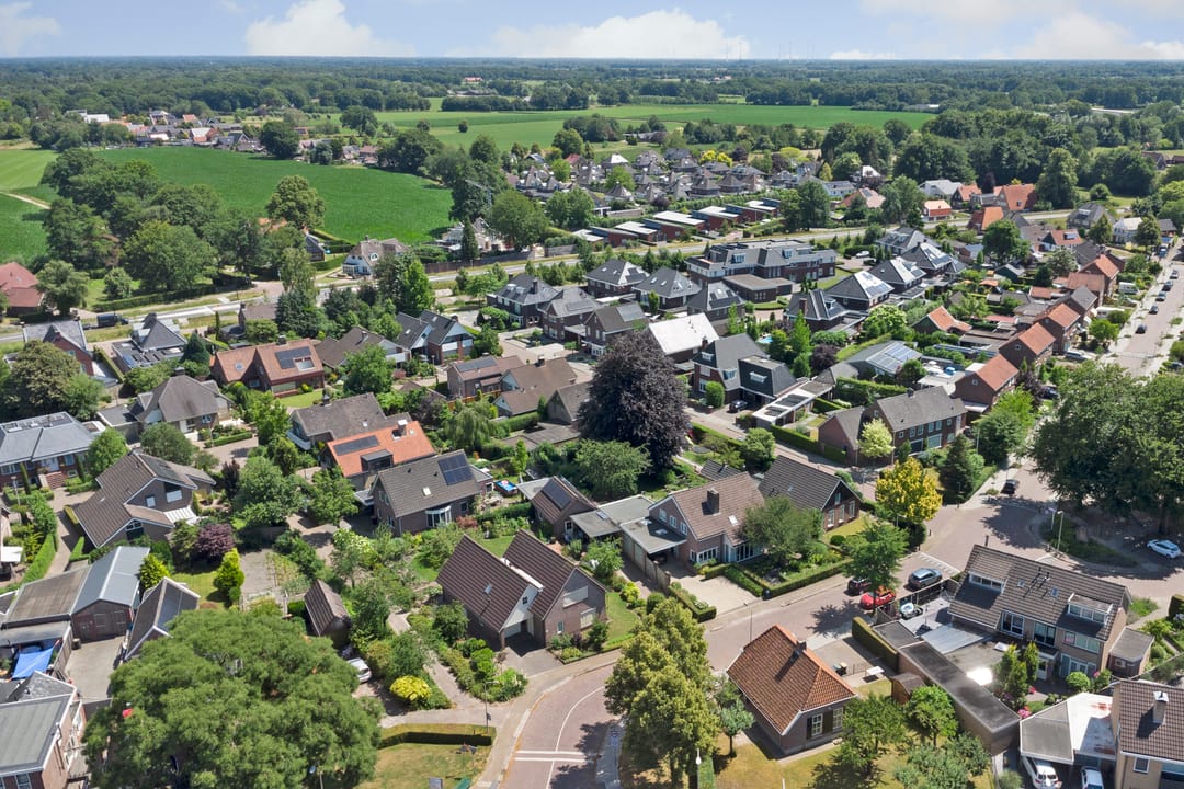 Photo 46 of Bevertstraat 11