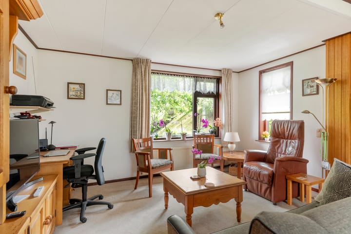 Foto 12 van Zuiderlingedijk 10