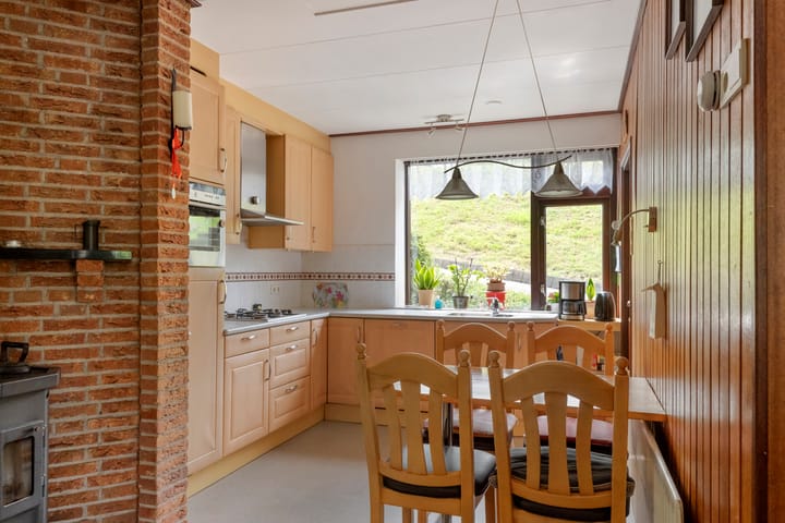 Foto 16 van Zuiderlingedijk 10