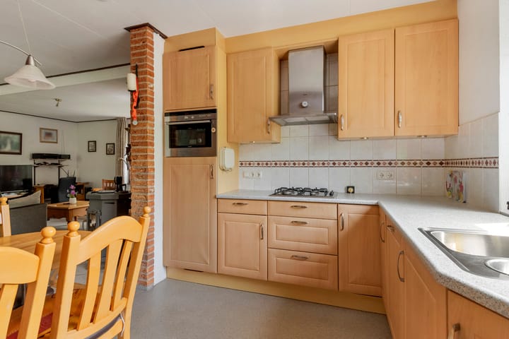 Foto 18 van Zuiderlingedijk 10