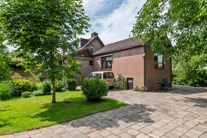 Foto 52 van Zuiderlingedijk 10