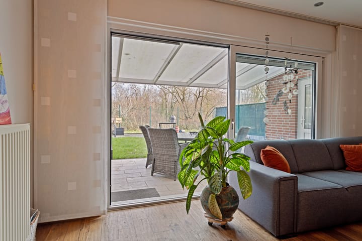 Foto 6 van Meuserstraat 132