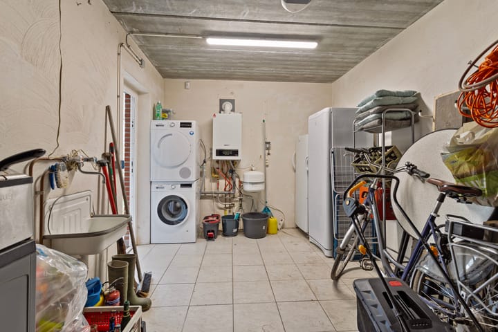 Foto 35 van Meuserstraat 132