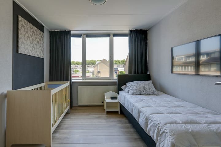 Photo 24 of Willem de Zwijgerlaan 70