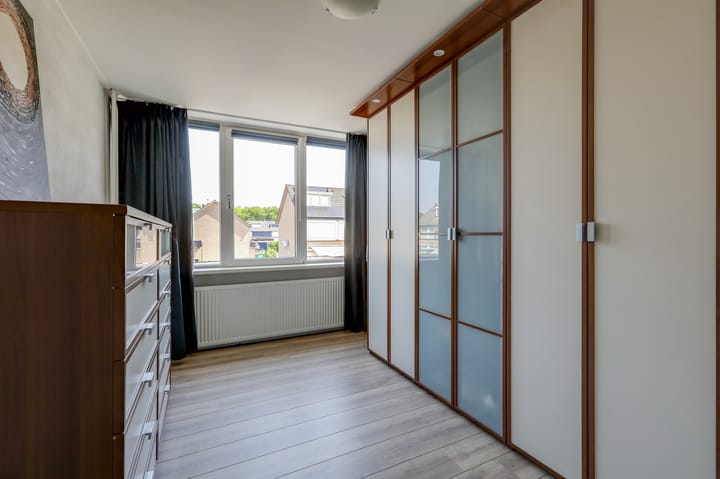 Photo 26 of Willem de Zwijgerlaan 70