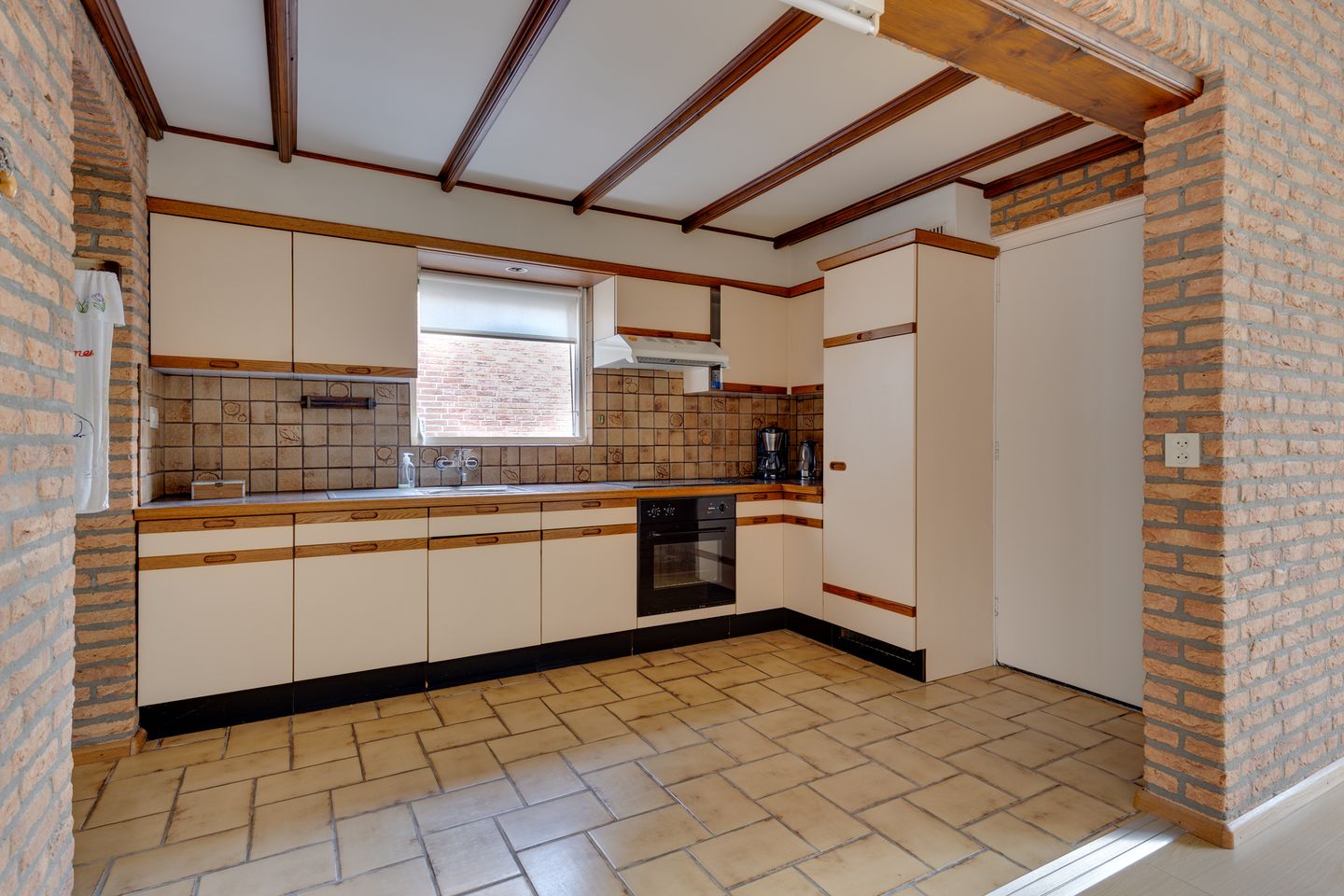 Photo 4 of Oranjestraat 7