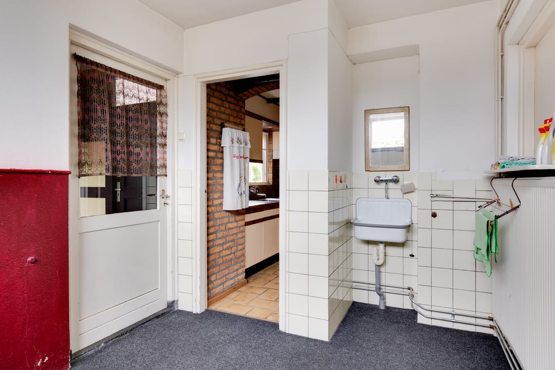 Photo 28 of Oranjestraat 7