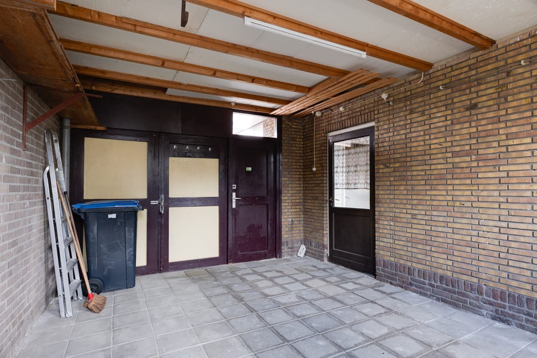 Photo 32 of Oranjestraat 7