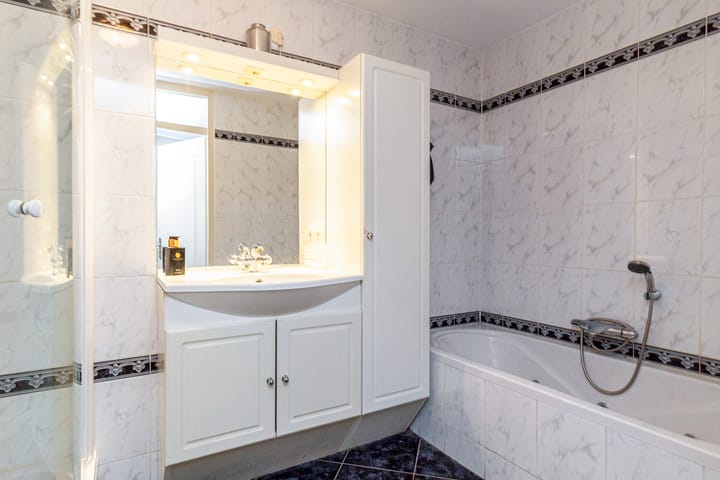 Foto 22 van De Frankenthaler 109