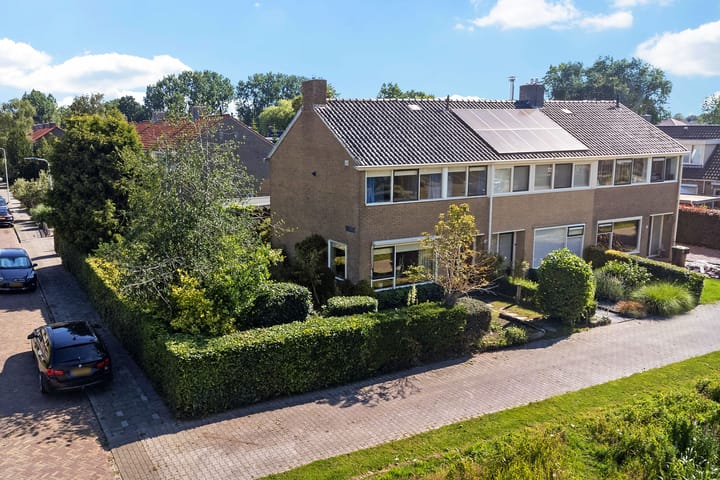 Foto 1 van Prins Bernhardlaan 33