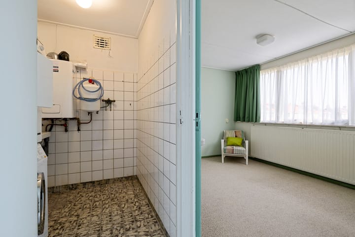 Foto 24 van Prins Bernhardlaan 33