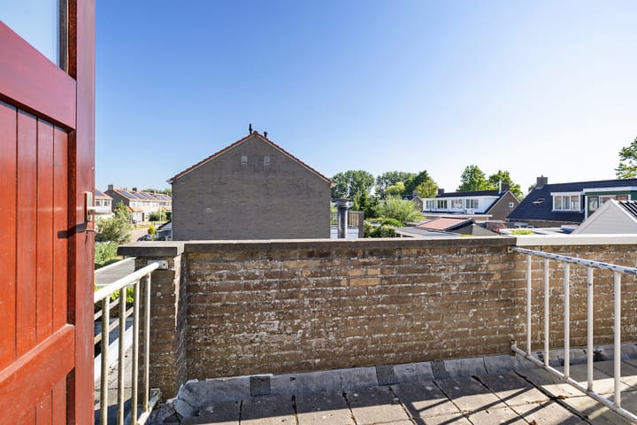 Foto 27 van Prins Bernhardlaan 33