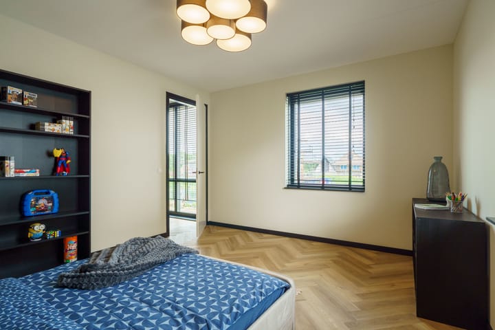 Photo 34 of Strandloperlaan 5