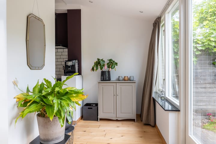 Foto 17 van Burgemeester Serrarislaan 47