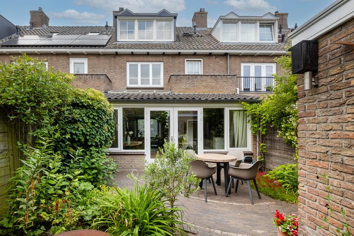 Foto 21 van Burgemeester Serrarislaan 47