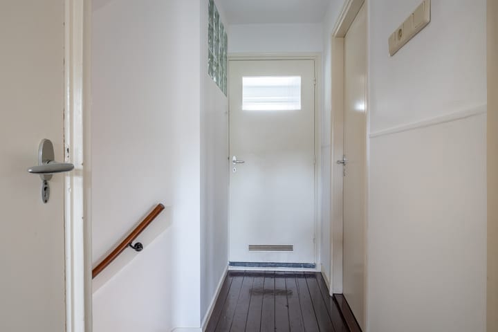 Foto 23 van Burgemeester Serrarislaan 47