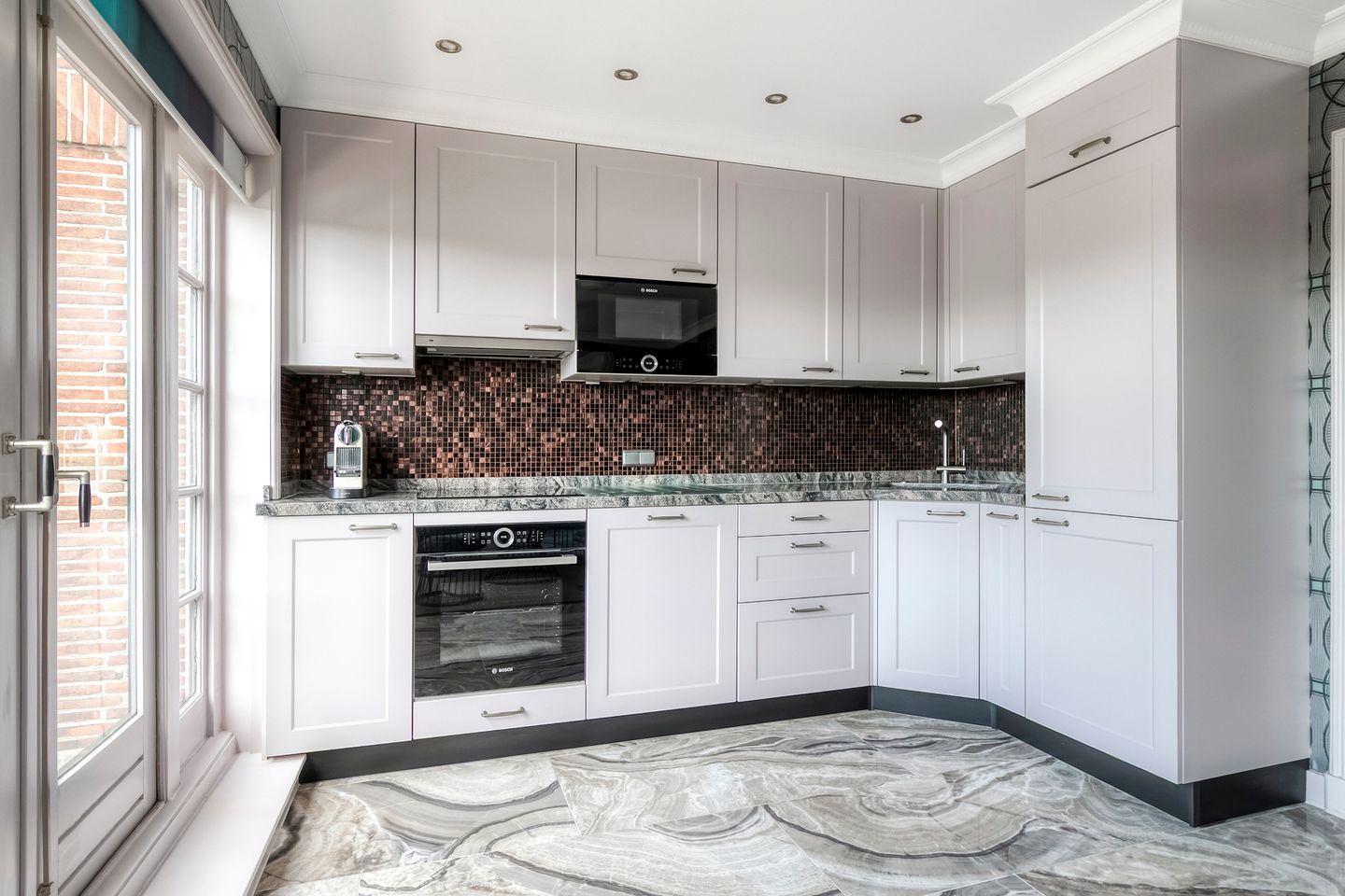 Photo 19 of Lange Vijverberg 20-N