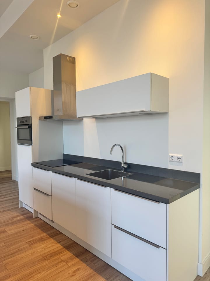 Photo 4 of Noorderlaan 5-G